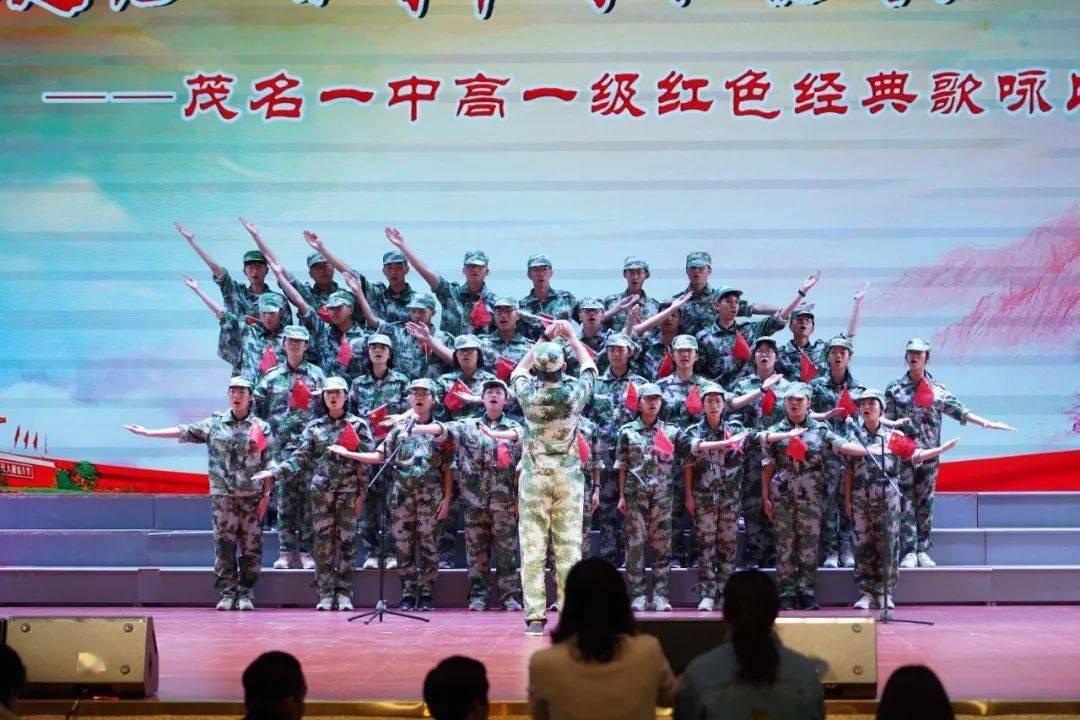 施瓦辛格因1万欧元被扣3小时,交3倍罚款脱身,粉丝:罚得好
