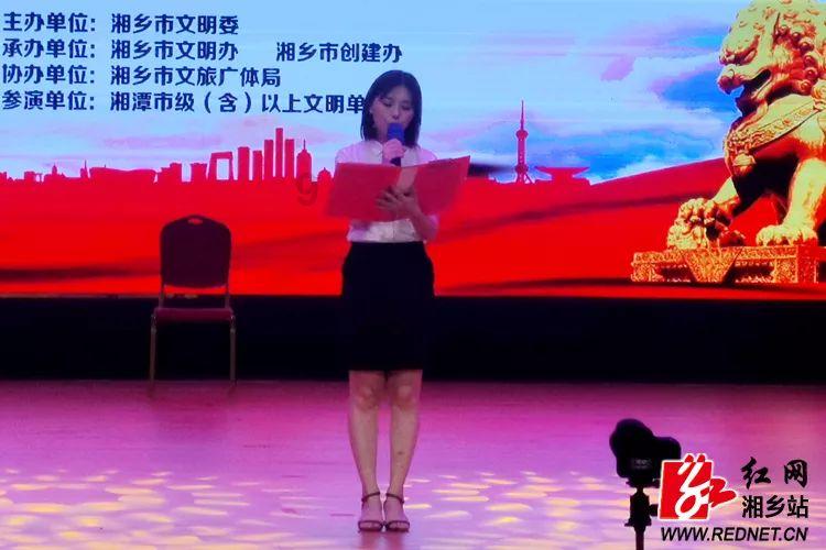 女孩巴厘岛度假