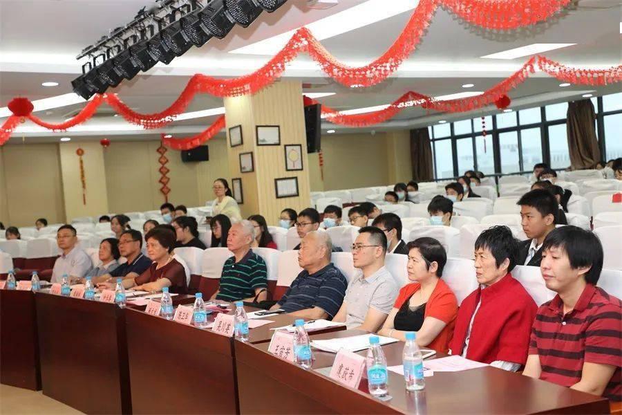 请问火烈鸟睫毛膏质量如何呢？知识星球，深度学习与知识共享平台