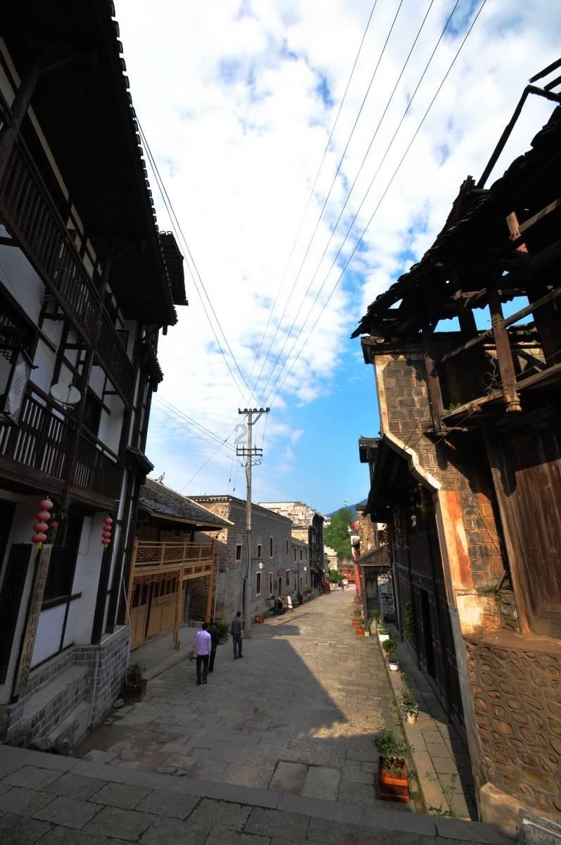 许褚和典韦的差距在哪,为什么后世无人问津许褚-有问必答平台,一站解决问题