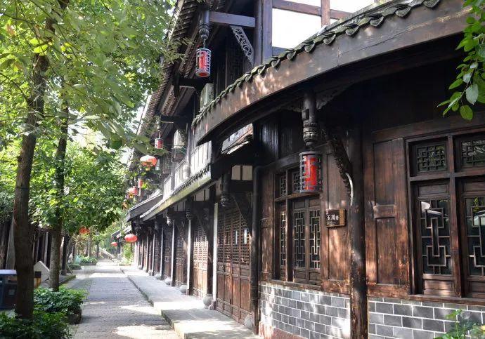 田朴珺曝光广州瑰丽五星级酒店床单有血,客服:积极调整改造