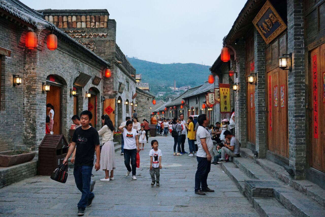 解惑问答社区- 为什么现在90后都不愿意讨好领导了呢?